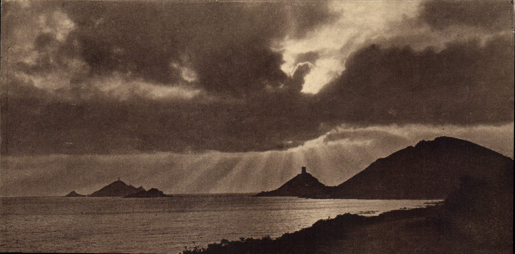 CPA Ajaccio Coucher De Soleil Aux Sangulnaires