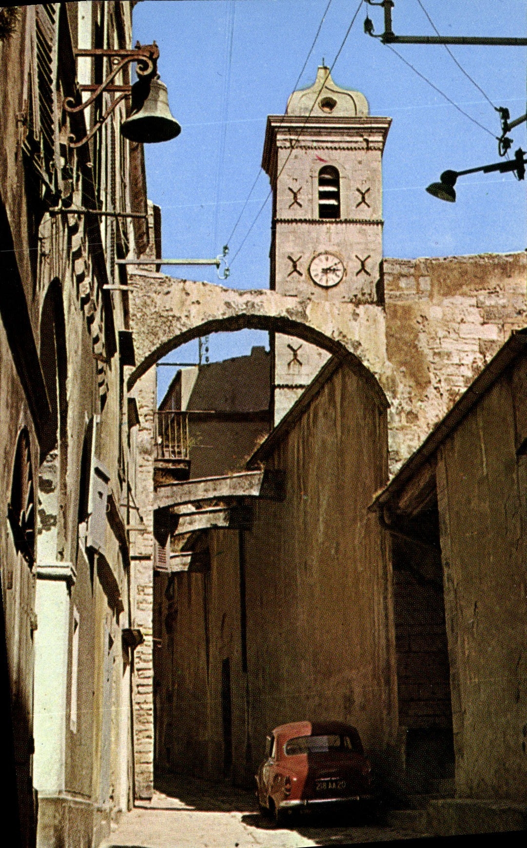 CPSM Bonifacio Vieille Rue De La hatue Ville