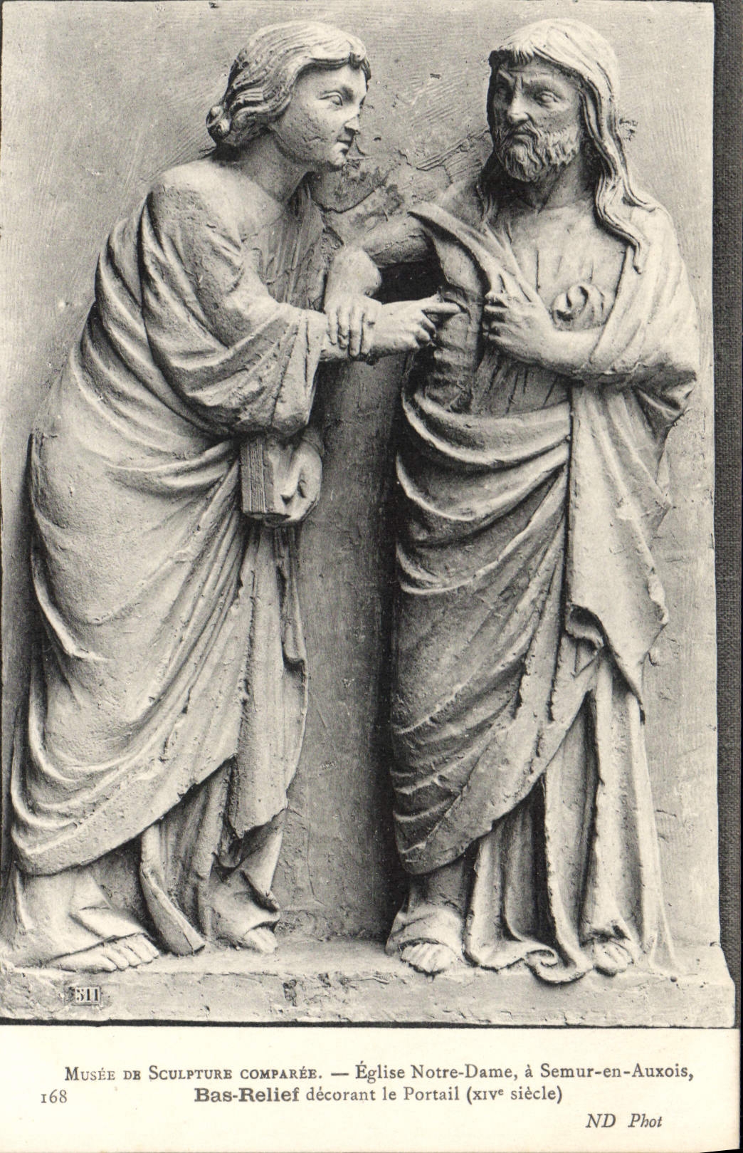 CPA Bas Relief Decorant Le Portail Semur