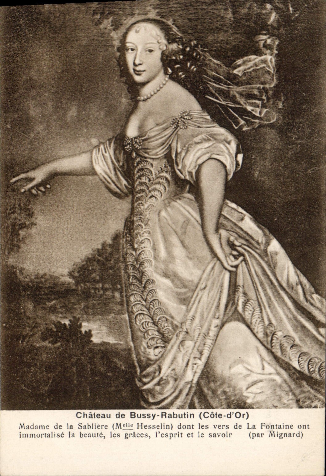 CPA Chateau De Bussy Rabutin Francoise De Sevigne