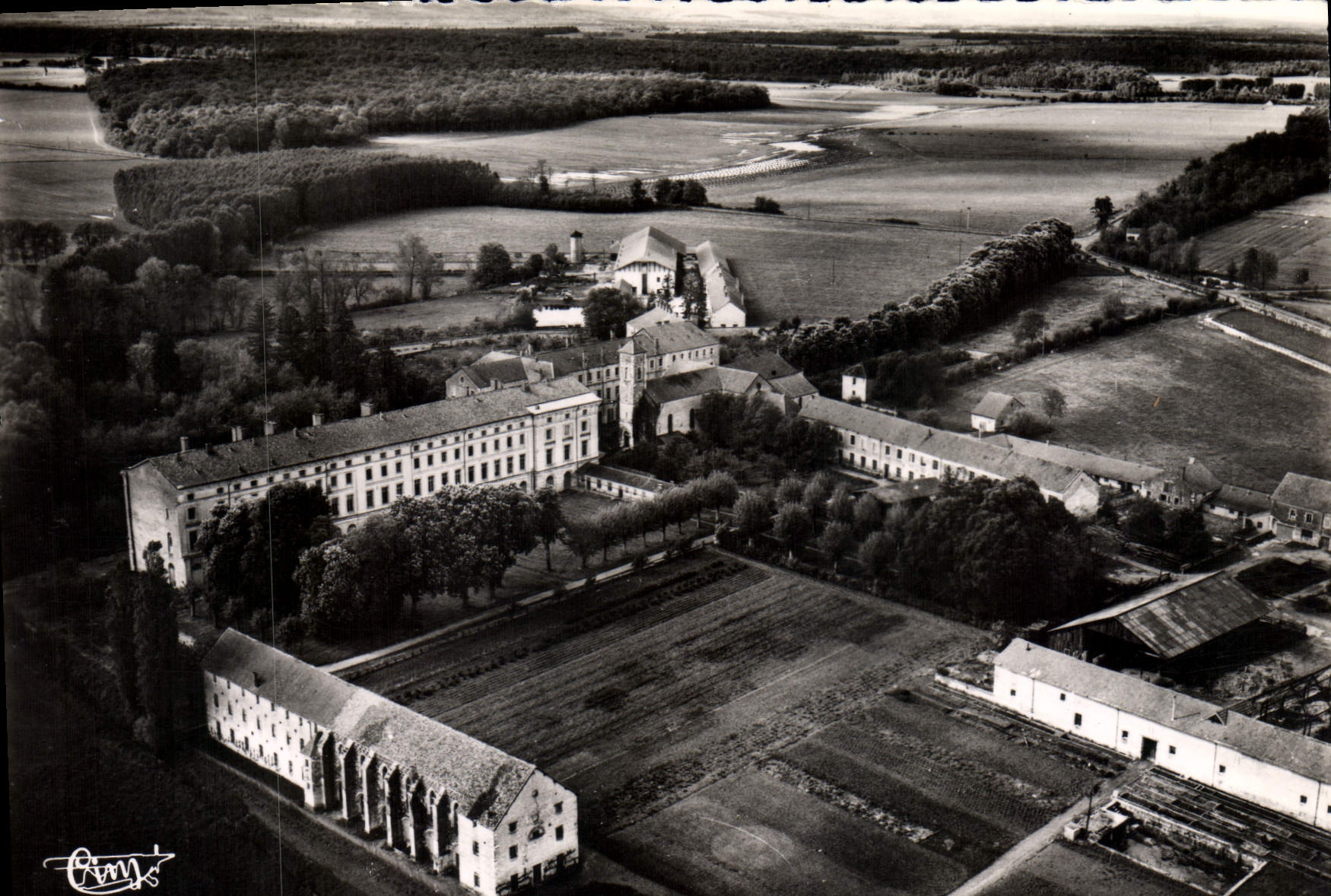 CPSM Citeaux Vue Aerienne Abbaye De
