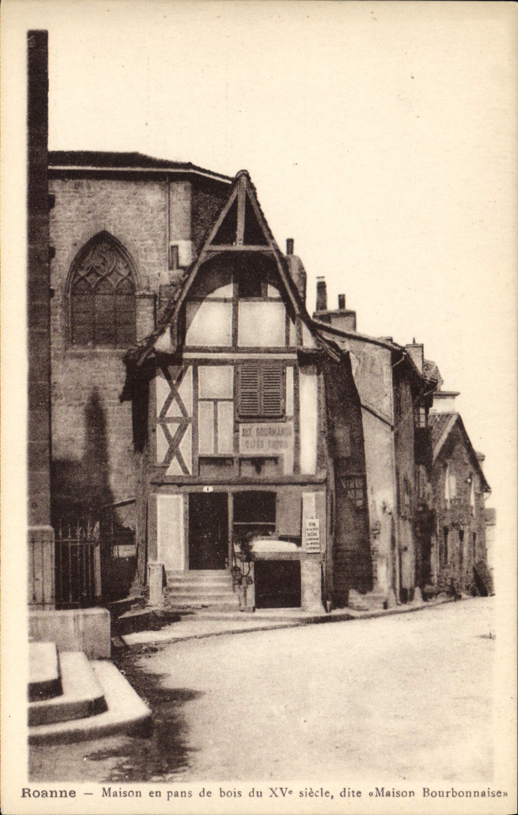 CPA Roanne Maison en pens de bois du Maison Bourbonnaise