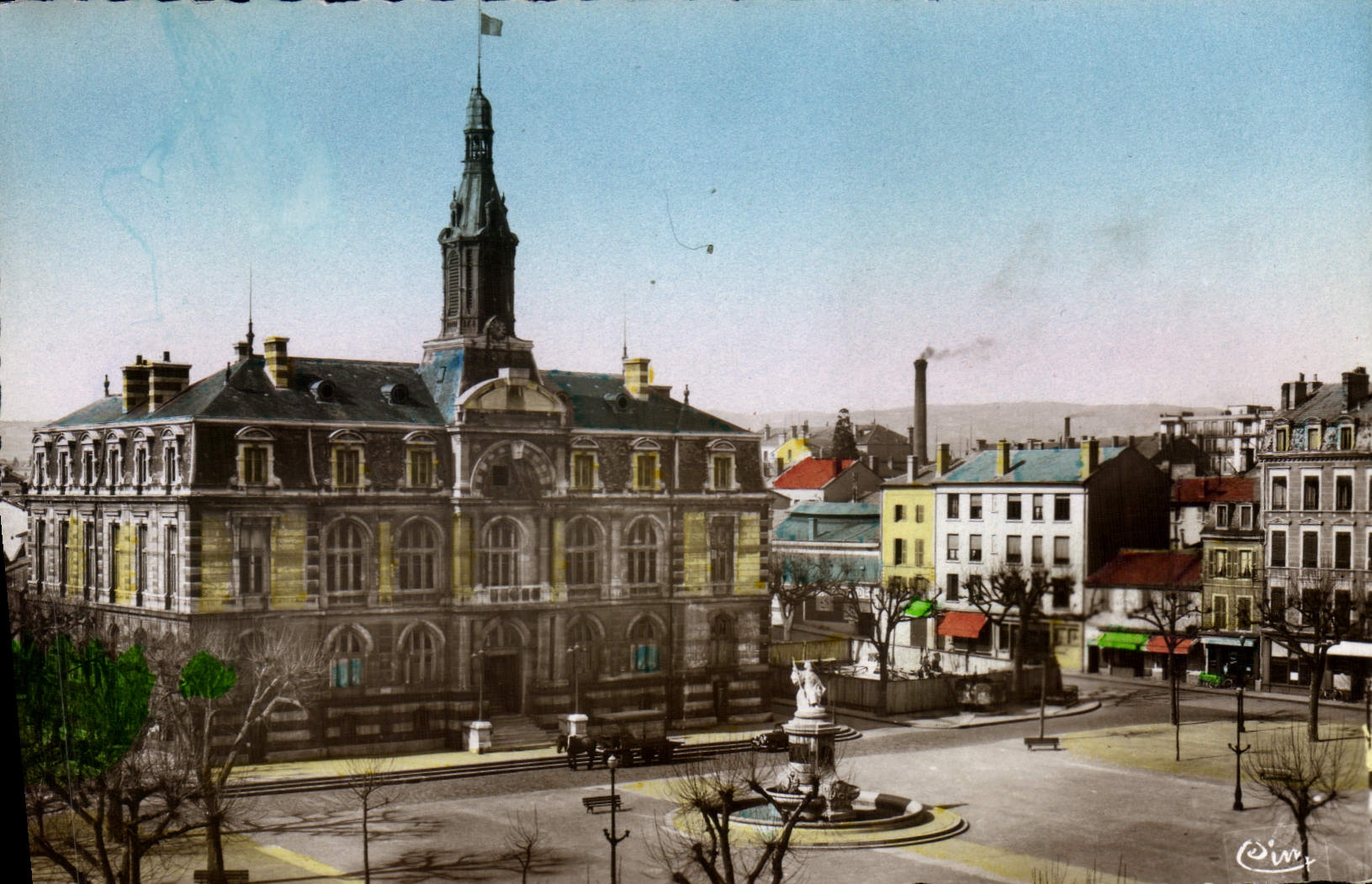 CPA Roanne Place de Hotel de Ville et l'Hotel de Ville