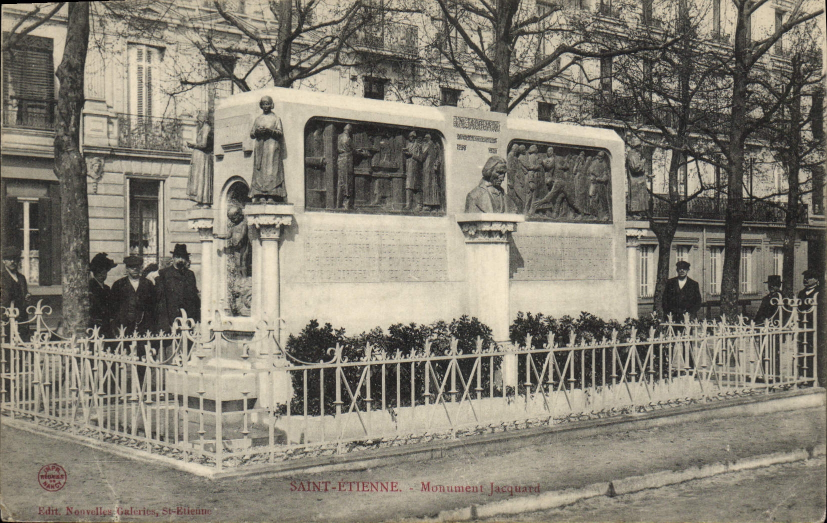 CPA Saint Etienne Monument 