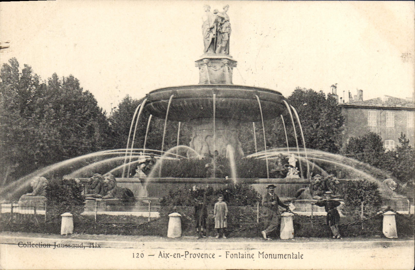 CPA Aix en Provence Fontaine Monumentale