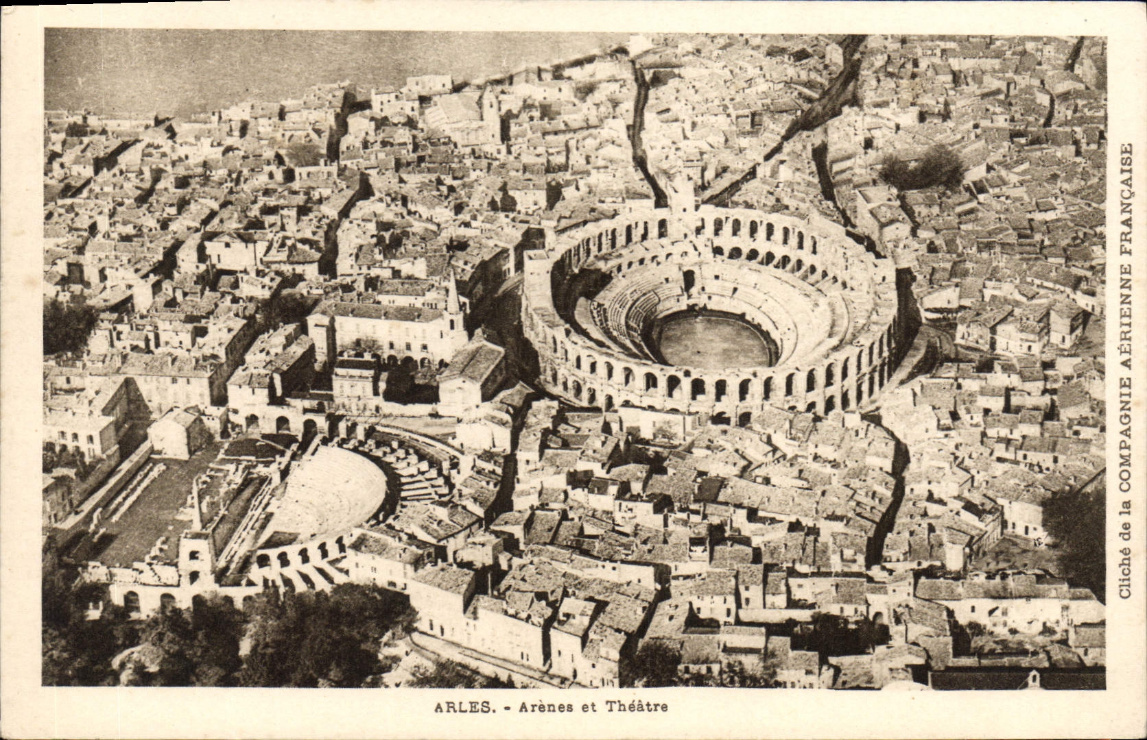 CPA Arles Arenes et Theatre 
