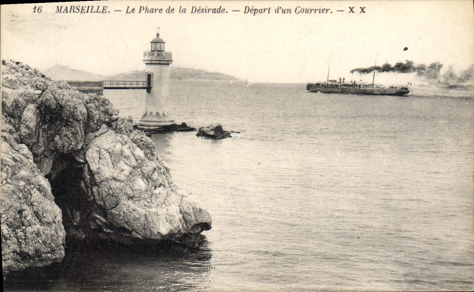 CPA Marseille Le Phare de la Desirade Depart d'un Courrier