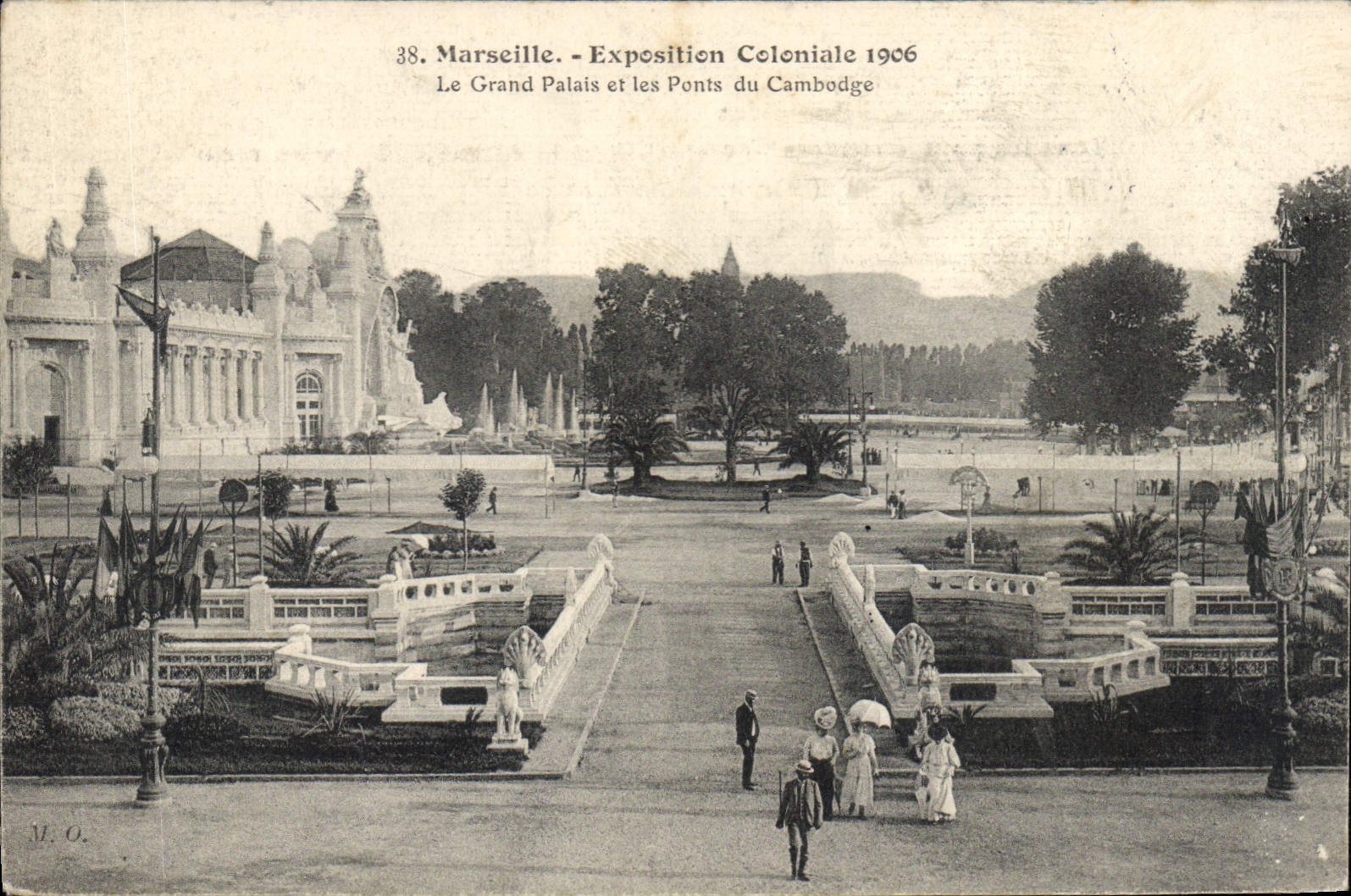 CPA Marseille Expendition Coloniale Le Grand Palais et les Ponts du Cambodge
