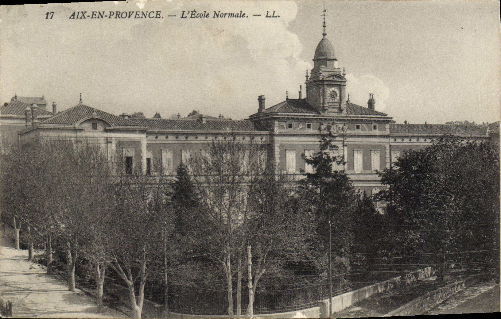 CPA Aix en Provence L'Ecole Normale
