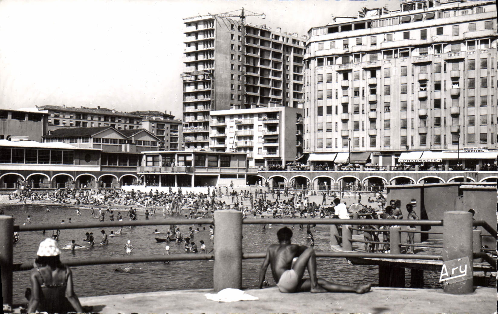 CPA Marseilles Bains des Catalans 