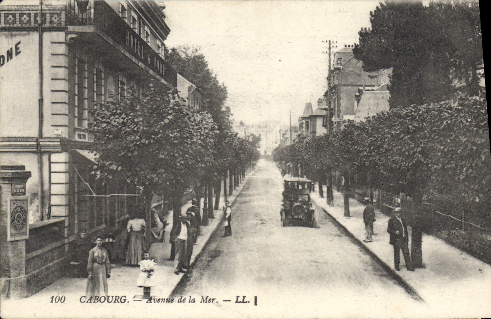 CPA Cabourg Avenue de la Mer 