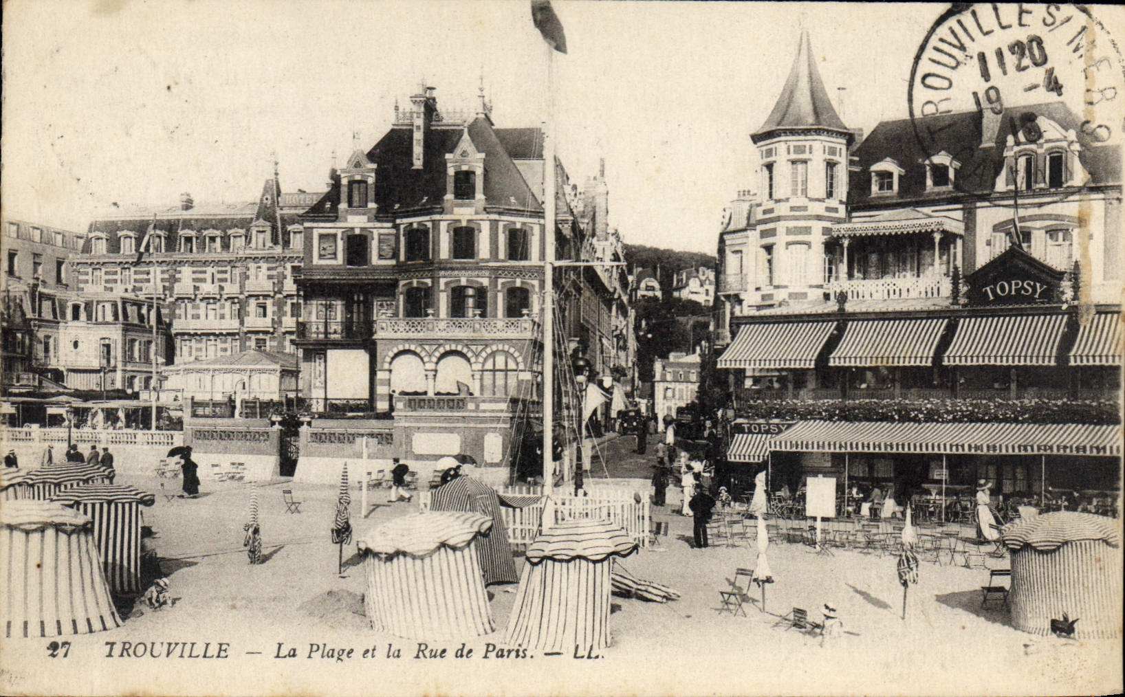 CPA Trouville La Plage et la Rue de Paris