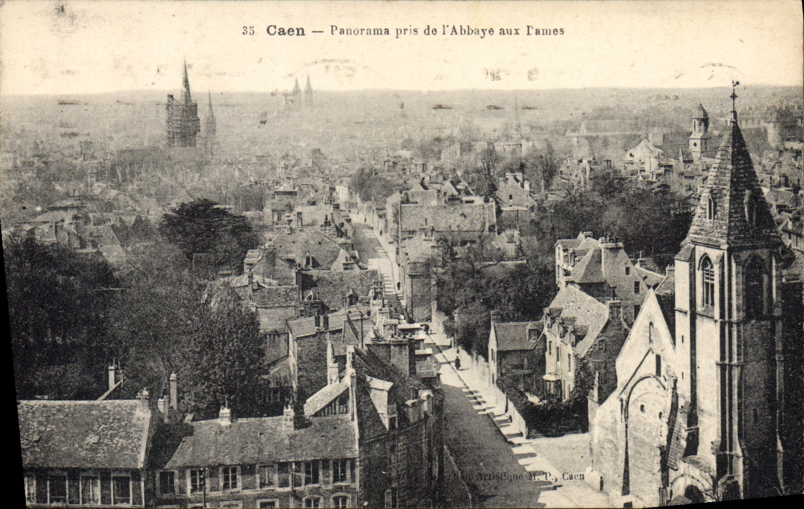 CPA Caen Panorama pris de l'Abbaye aux Dames 