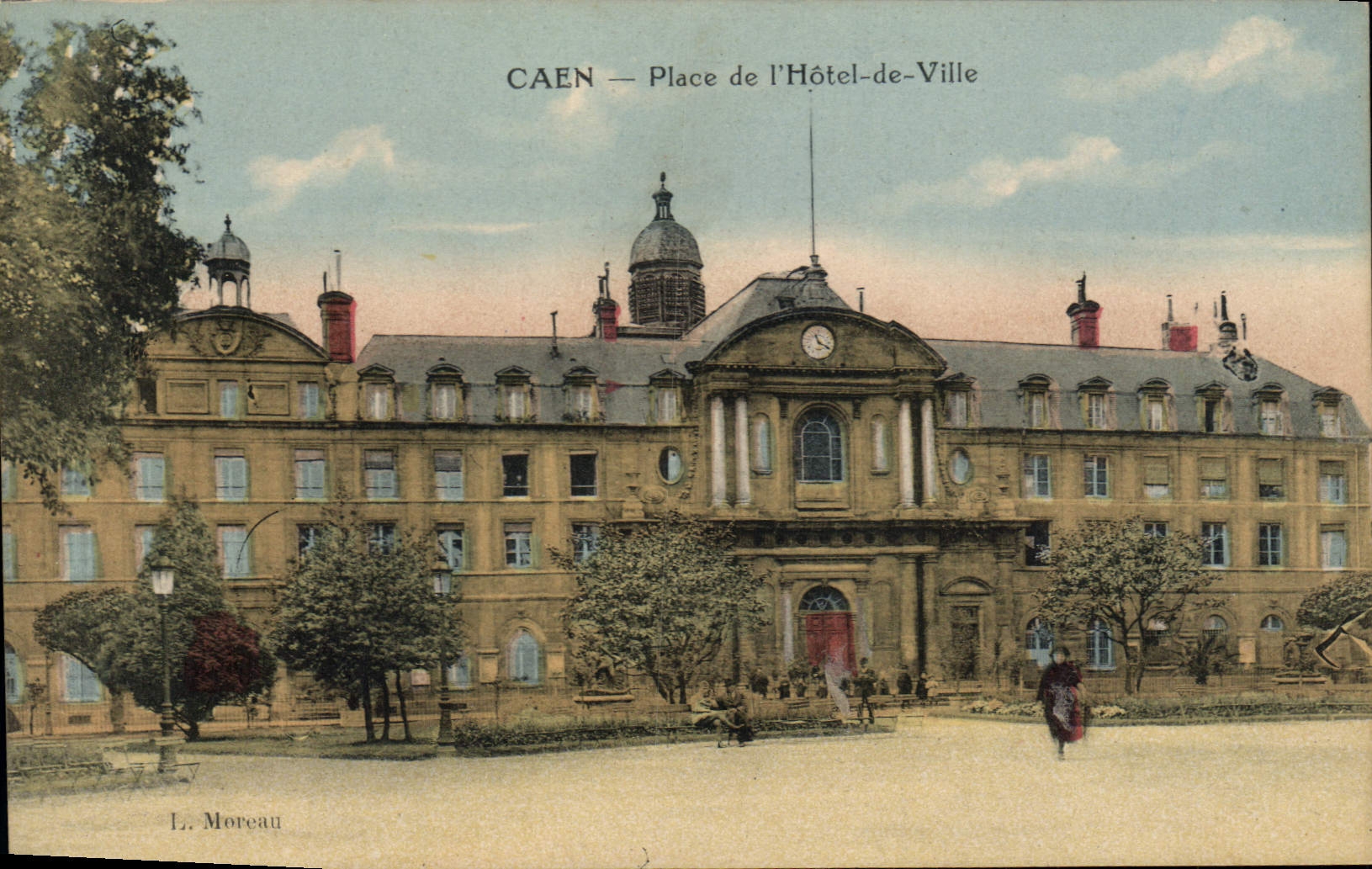 CPA Caen Place de l'Hotel de Ville 