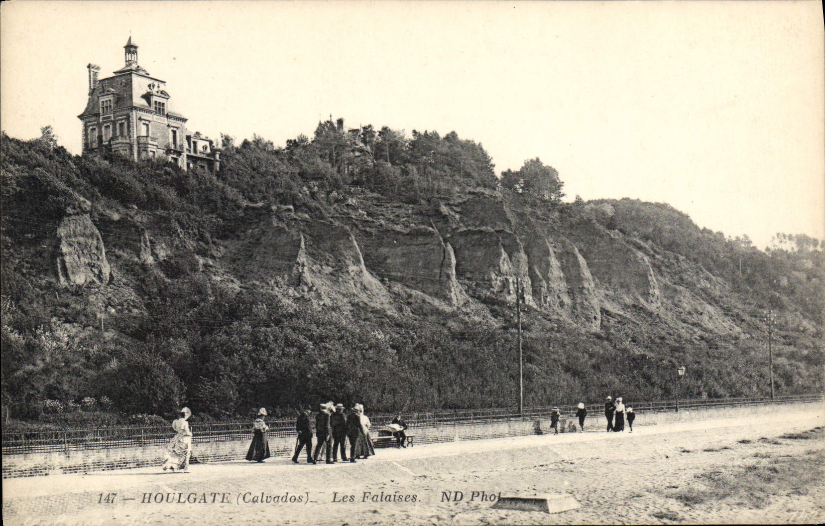 CPA Houlgate Calvados Les Falaises 