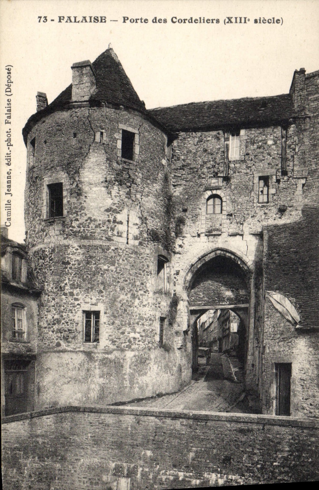 CPA Palaise Porte des Cordeliers XIII siecle