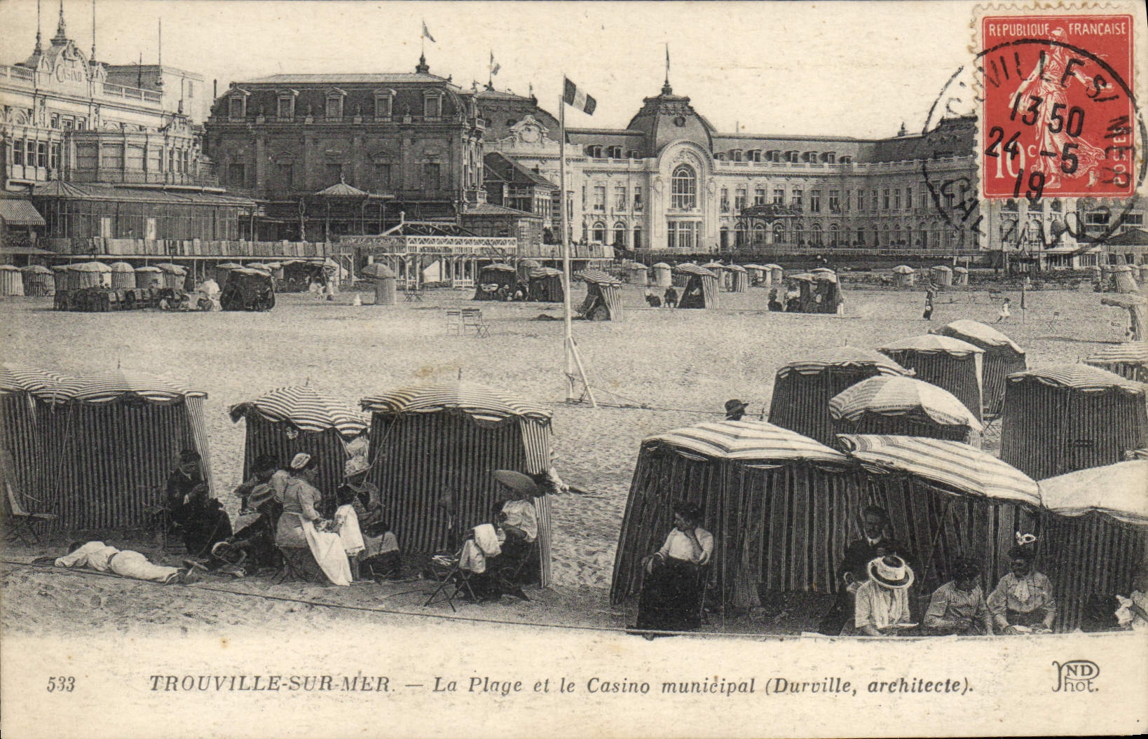 CPA Trouville sur Mer L aPlage et le Casino municipal Durville architecte