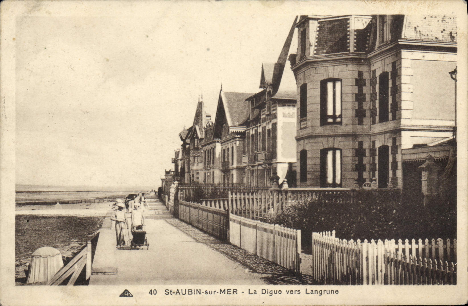 CPA St Aubin sur Mer La Digue vers Langrune 