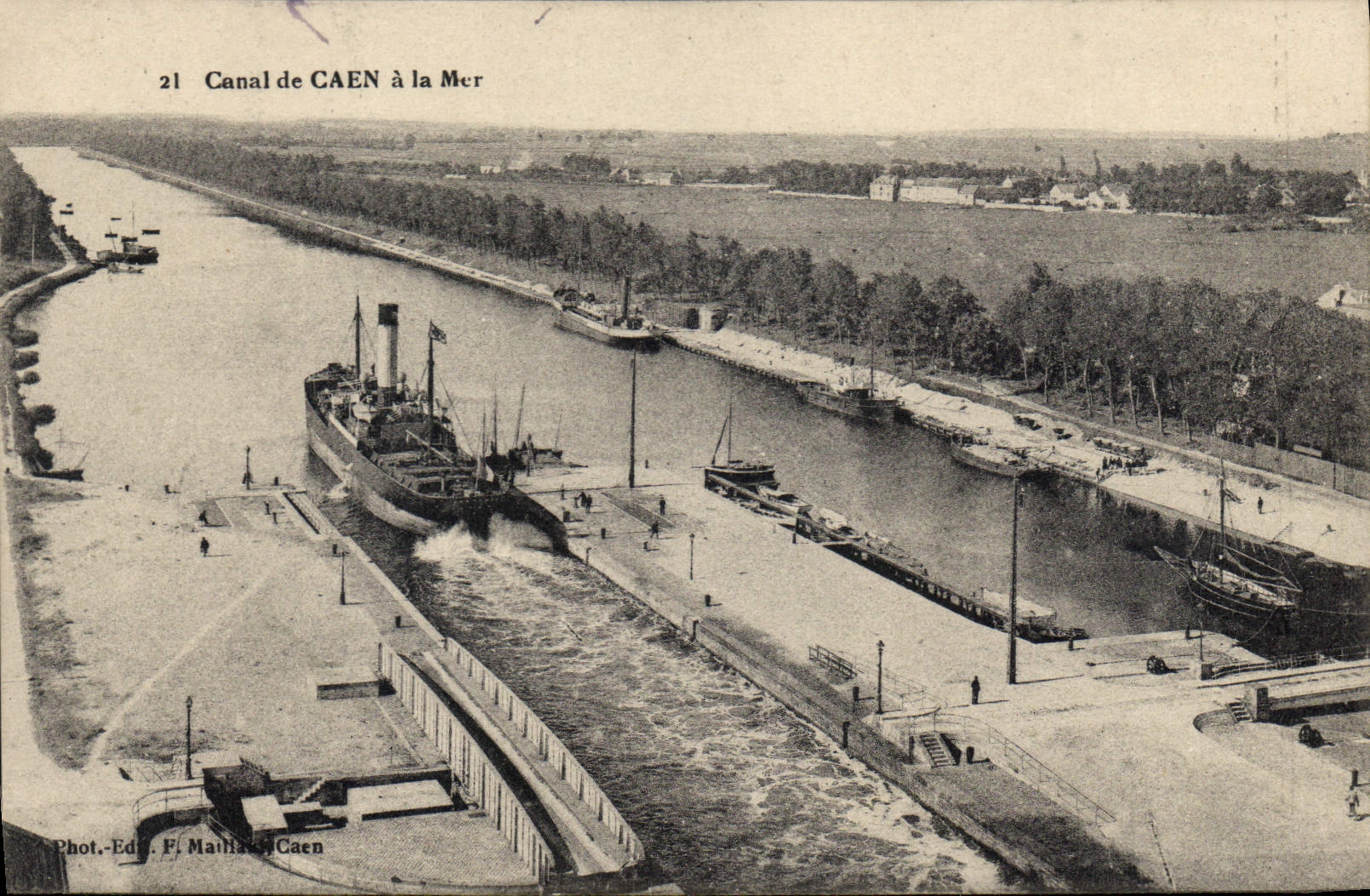 CPA Canal de Caen a La Mer 