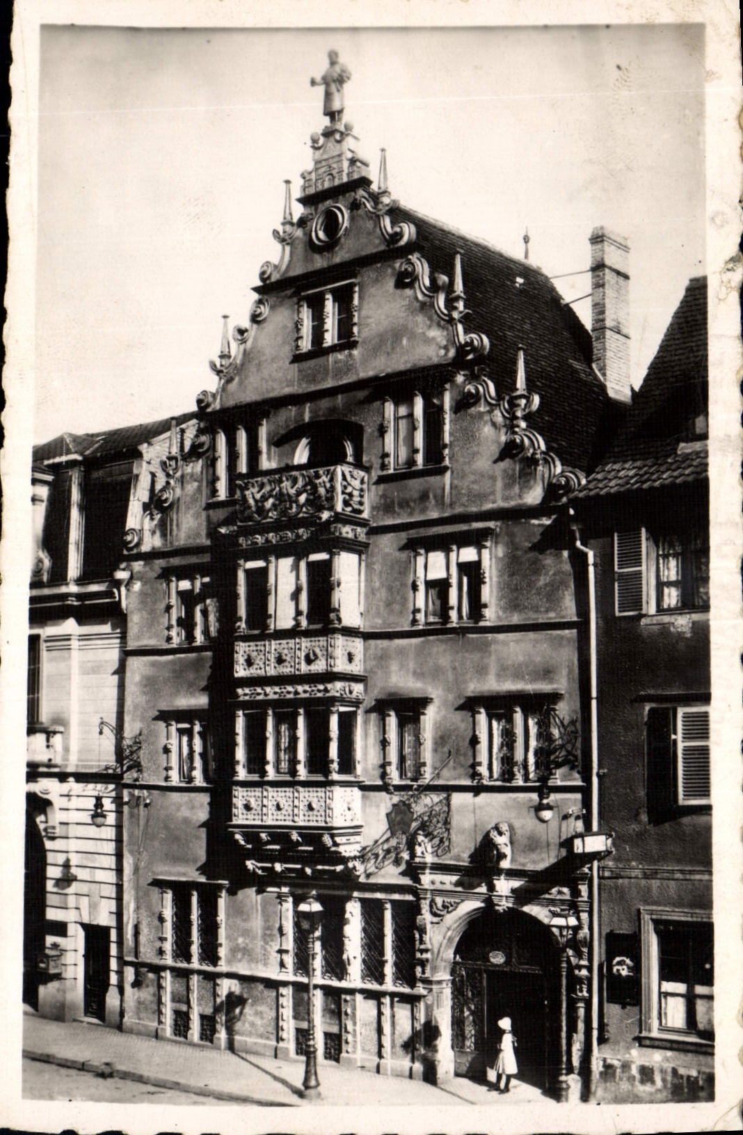CPA Colmar Maison des Tetes 
