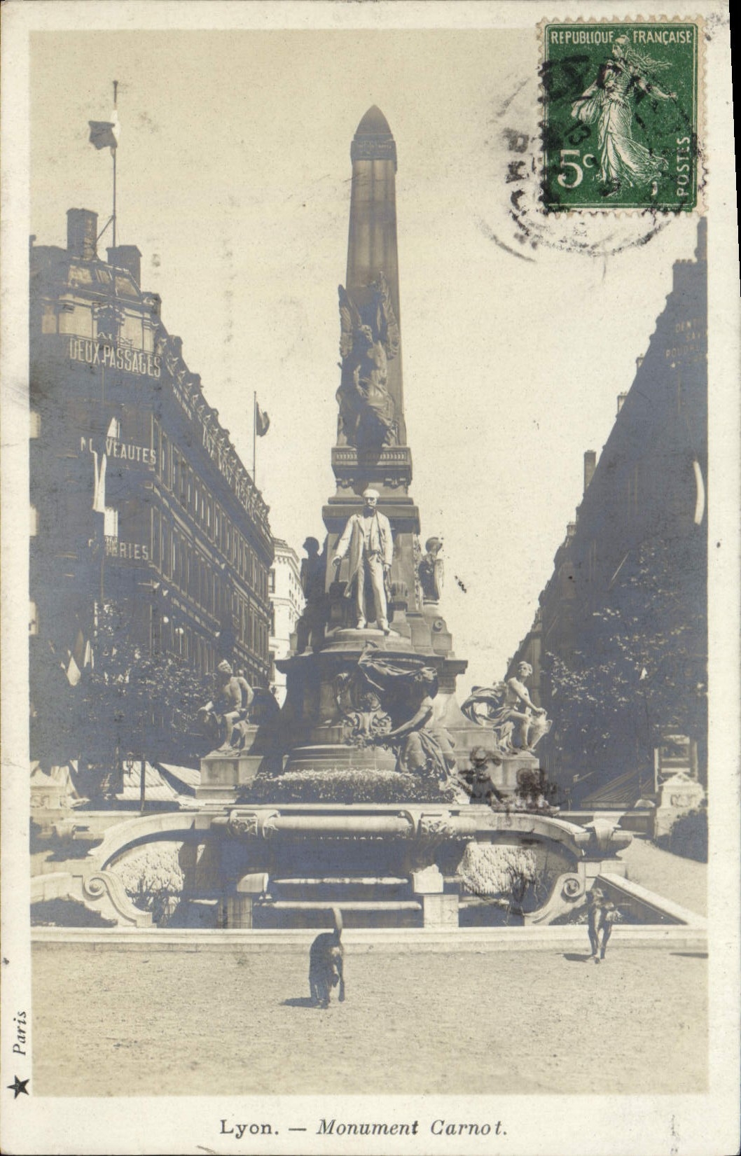 CPA Lyon Monument Carnot 