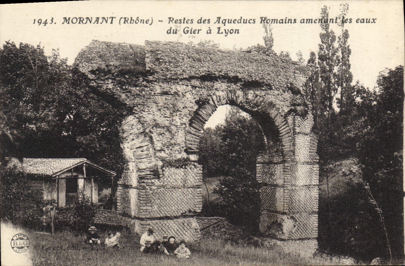 CPA Mornant Rhone Restes Aqueducs Romains amenant les eaux du Gier a Lyon