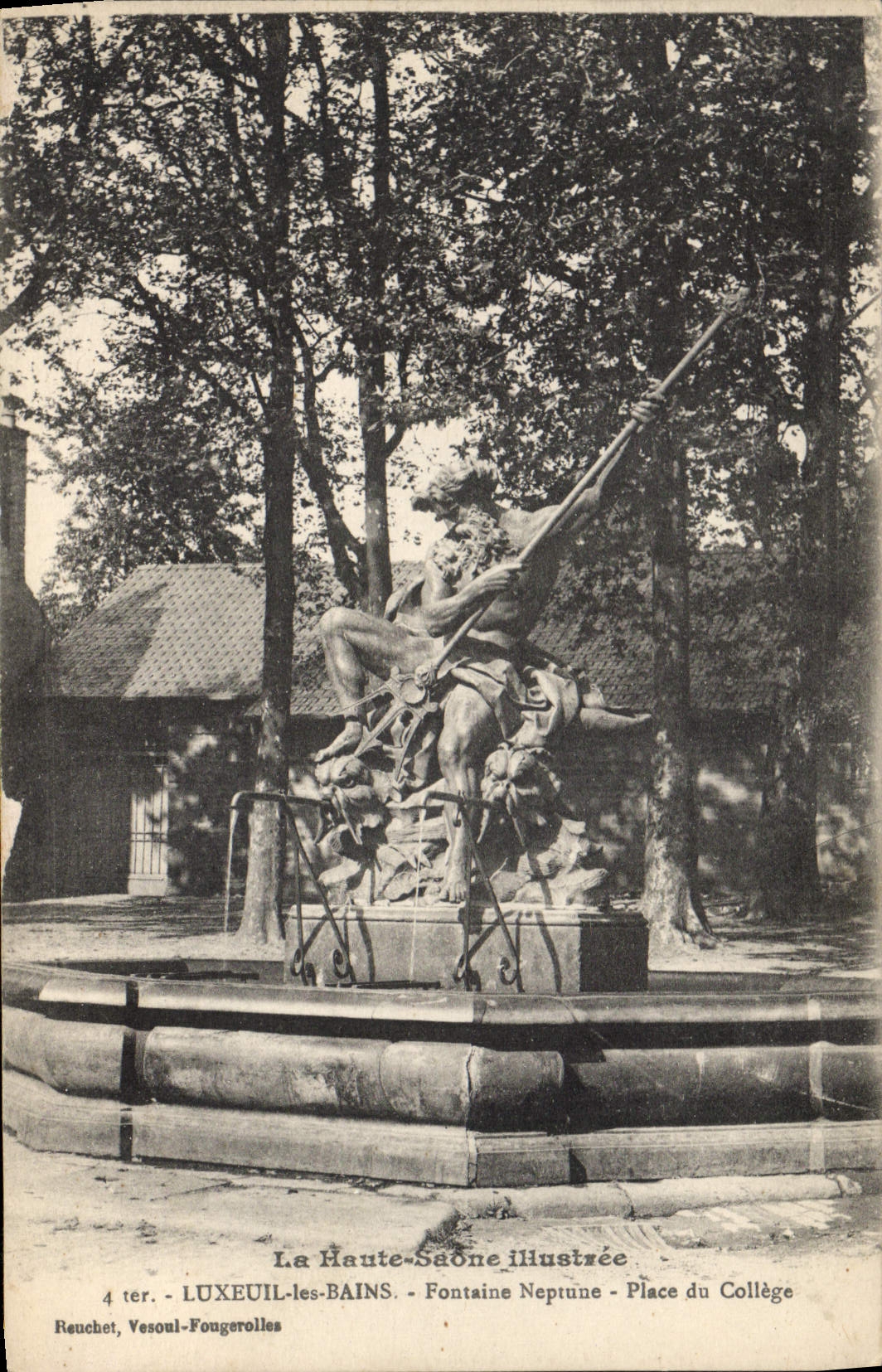 CPA Luxueil les Baines Fontaine Neptune Place du College