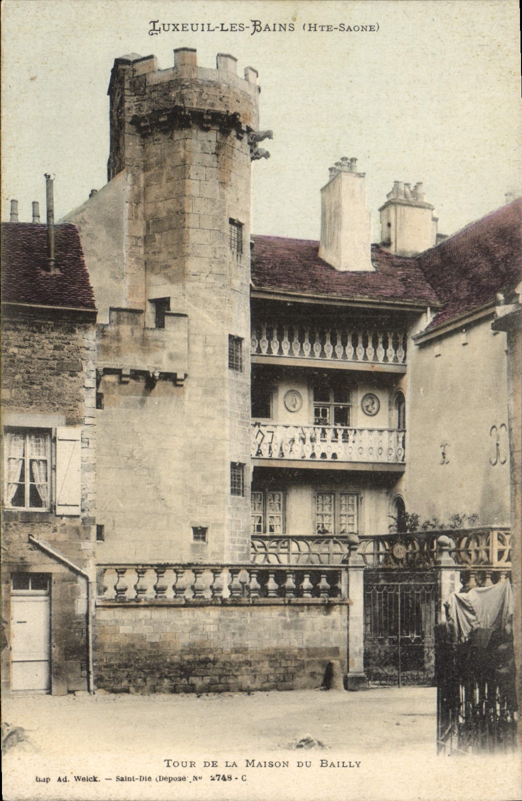 CPA Luxeuil Les Bains Hte Saone Tour de la Maison du Bailly