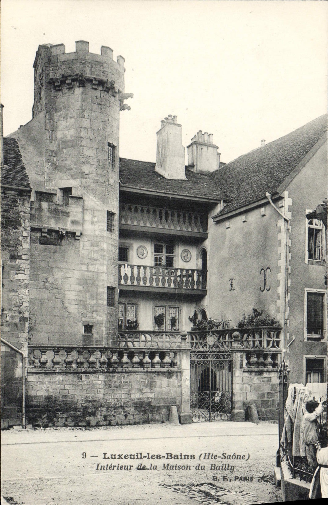 CPA Luxeuil les Bains Hte Saone Interieur de la Maison du Bailly