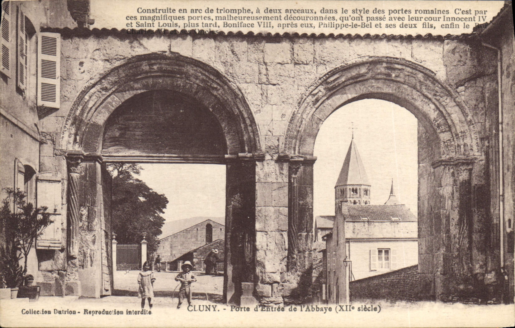 CPA Cluny Porte d'Entree de l'Abbaye XII siecle