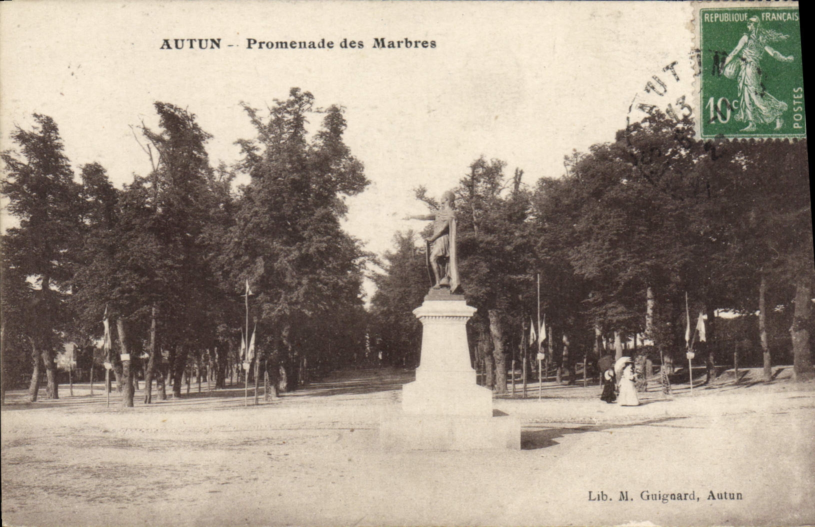 CPA Autun Promenade des Marbres 