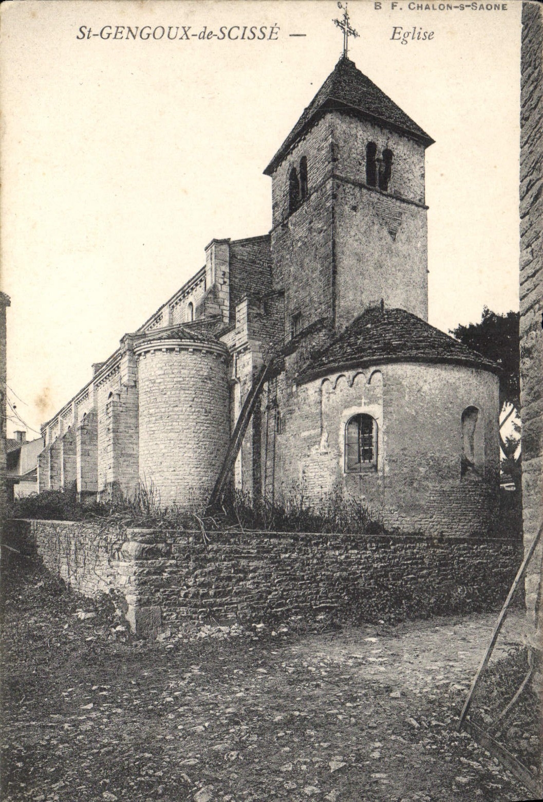 CPA St Gengoux de Scisse Eglise 