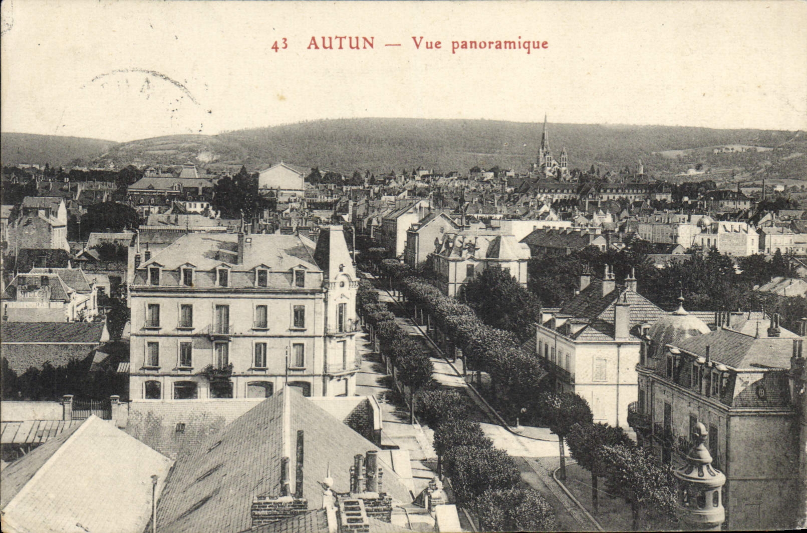 CPA Autun Vue panoramique 