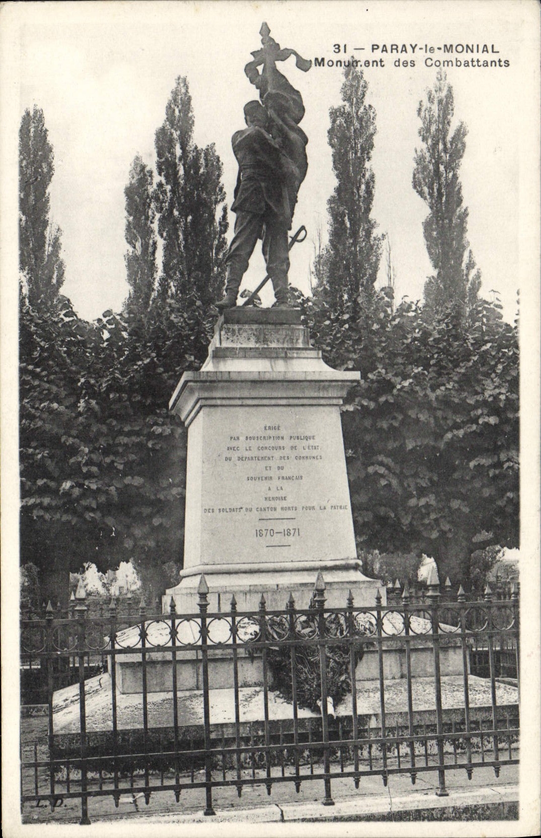CPA Paray le Monial Monument des Combattants