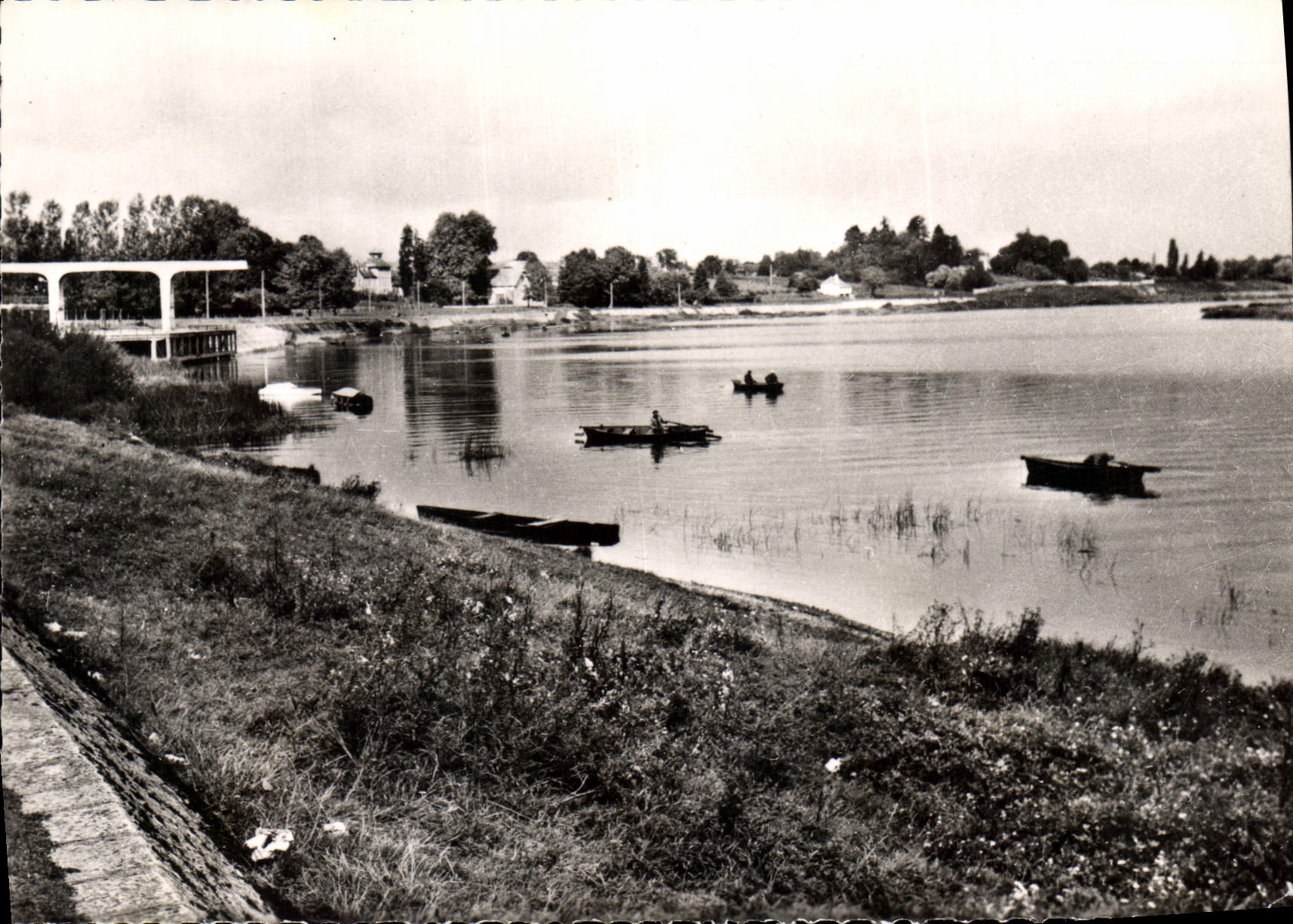 CPSM Gergys S et L Les bords de la Saone 