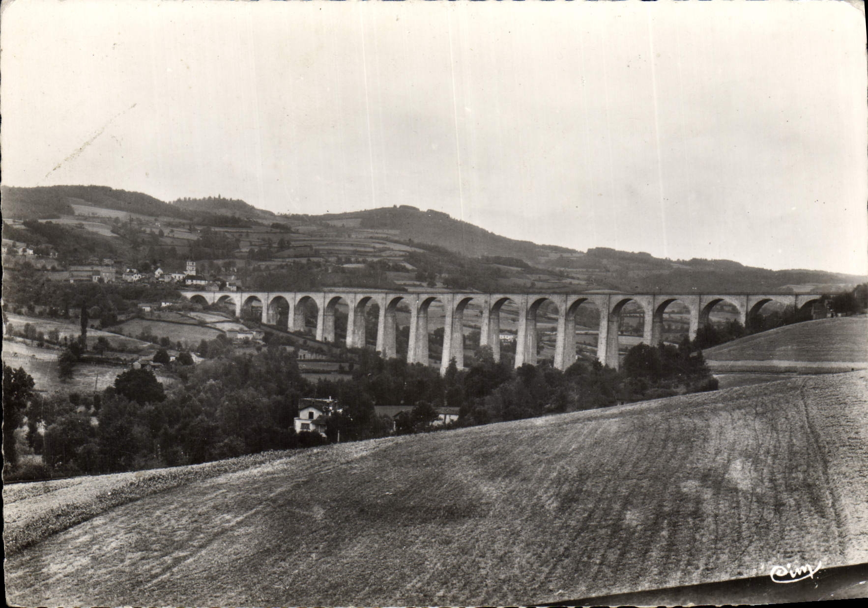 CPSM Mussy sous Dun S et L Le Viaduc 