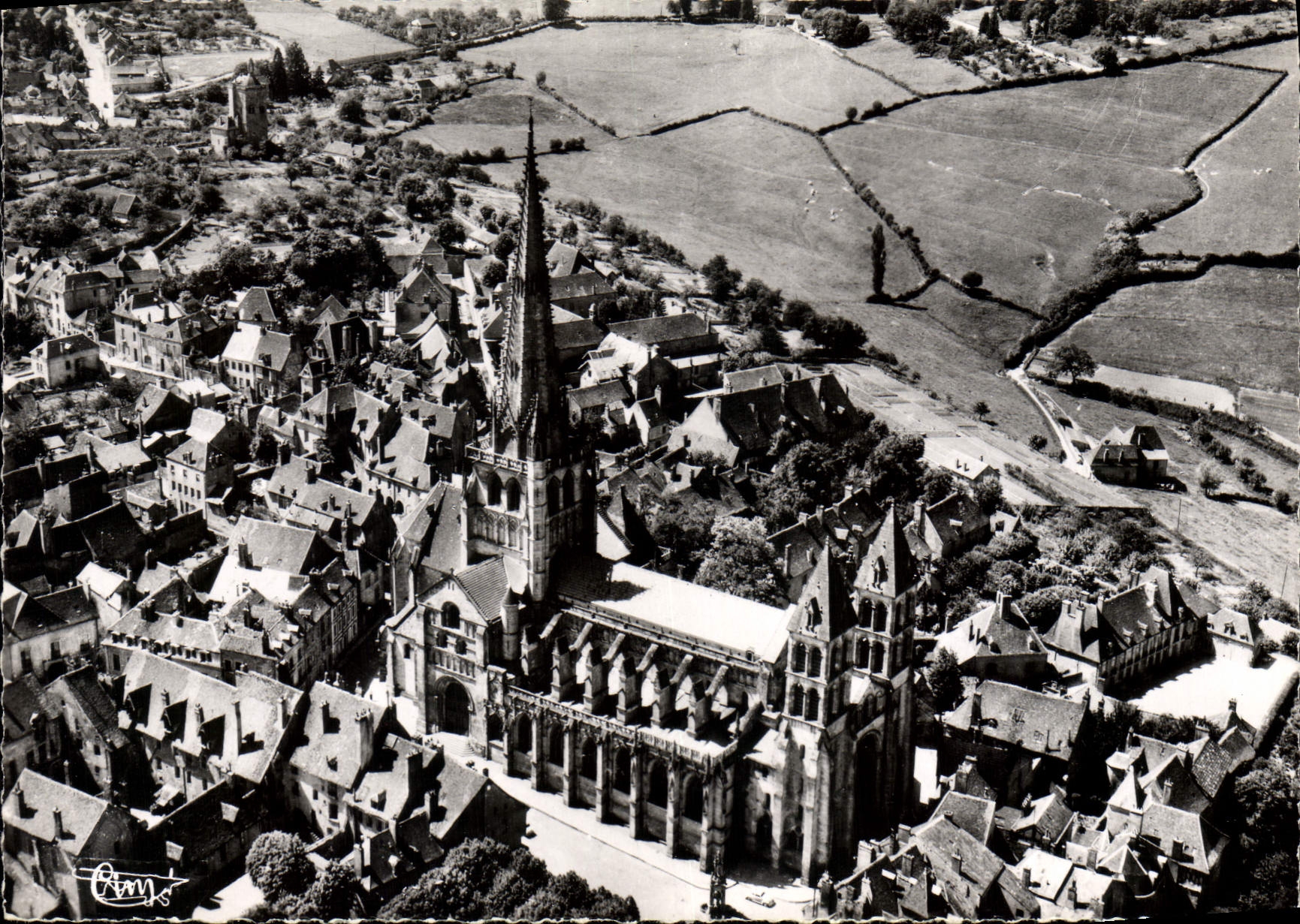 CPSM Autun S et L Vue sur la Cathedrale