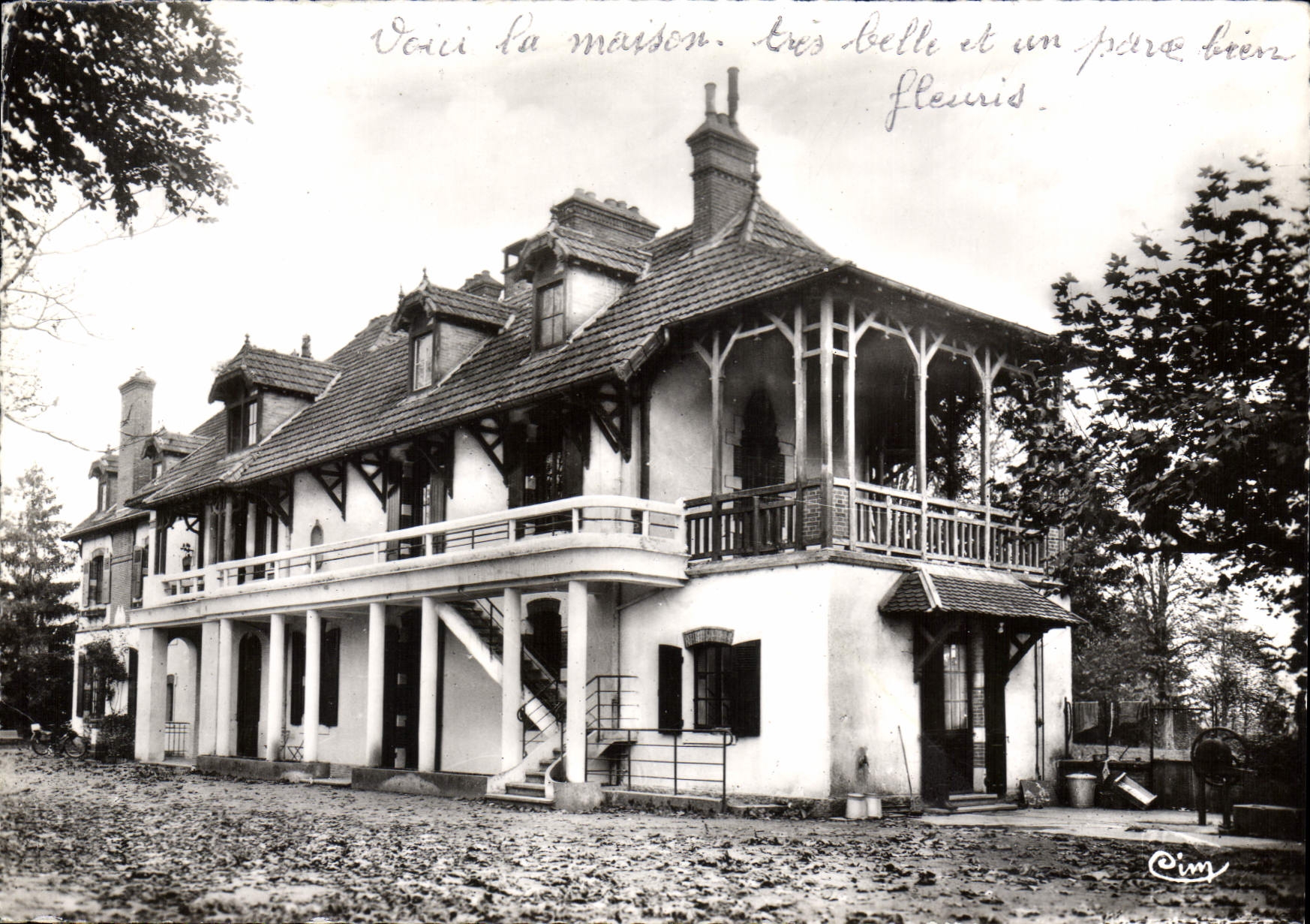 CPSM La Charmee S et L La Clinique 