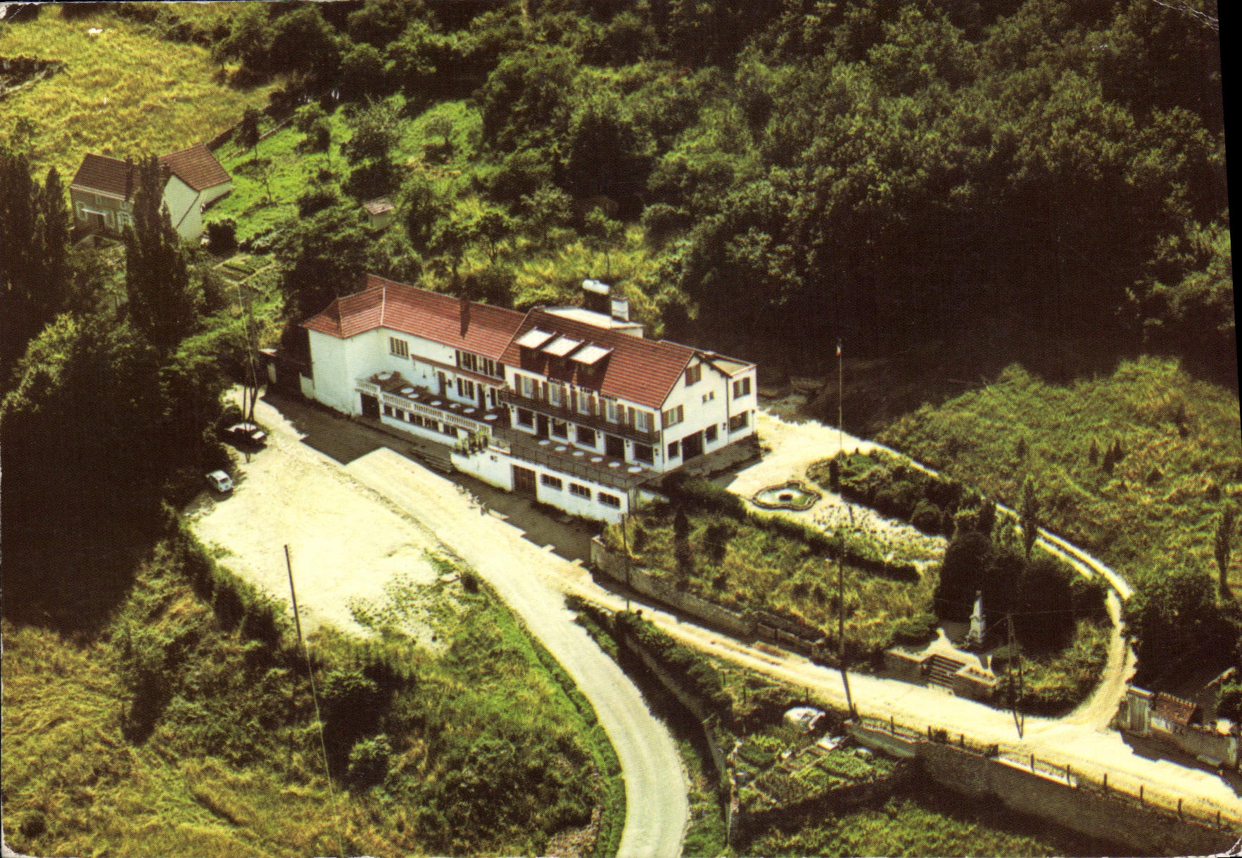 CPSM Chassey S et L Auberge du Camp Romain NN Hotel Restaurant et Atelier de Ceramique d'Art 