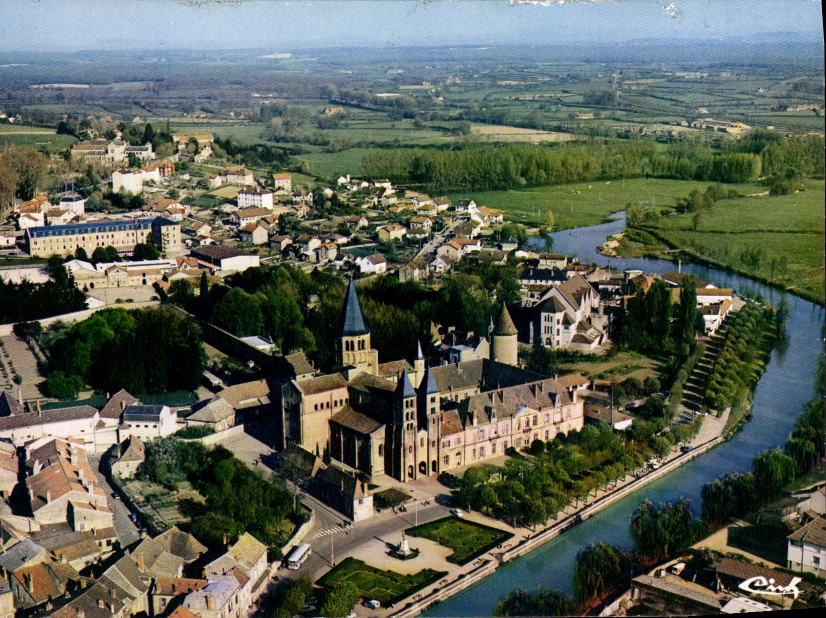 CPSM Paray le Monial S et L Vue generale aerienne