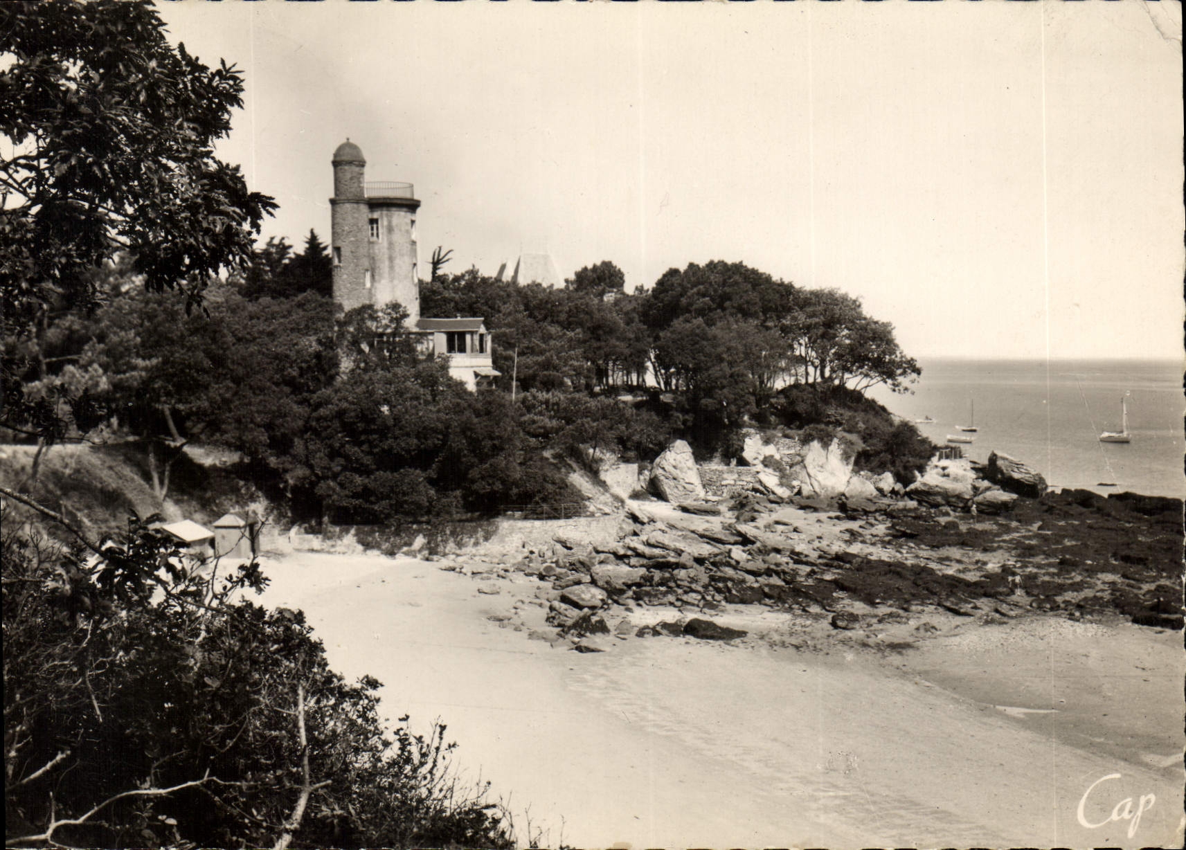 CPSM ILE DE NOIRMOUTIER L'Anse Rouge et la Tour Plantier