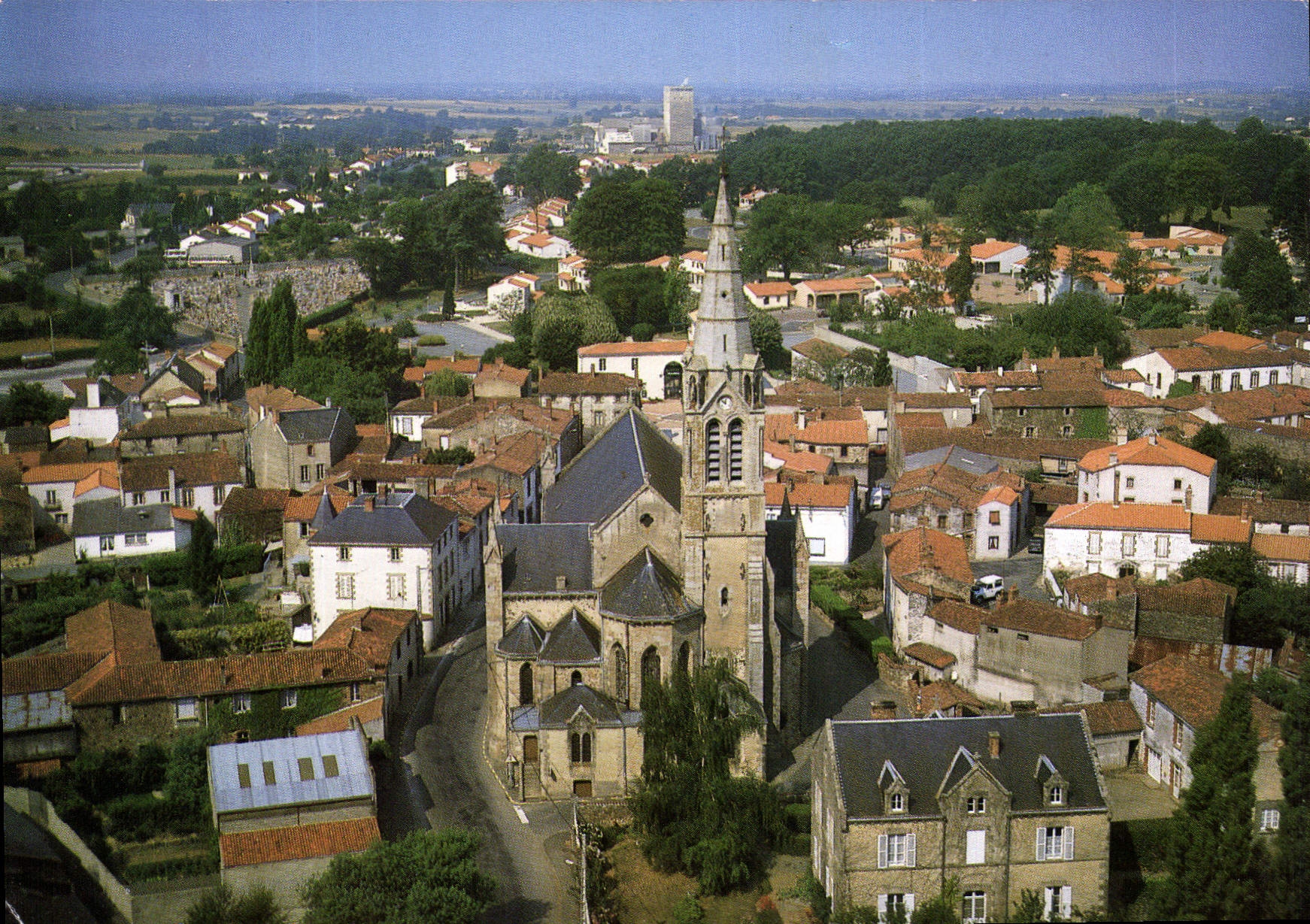 CPSM ST FULGENT L'Eglise et le centre du bourg