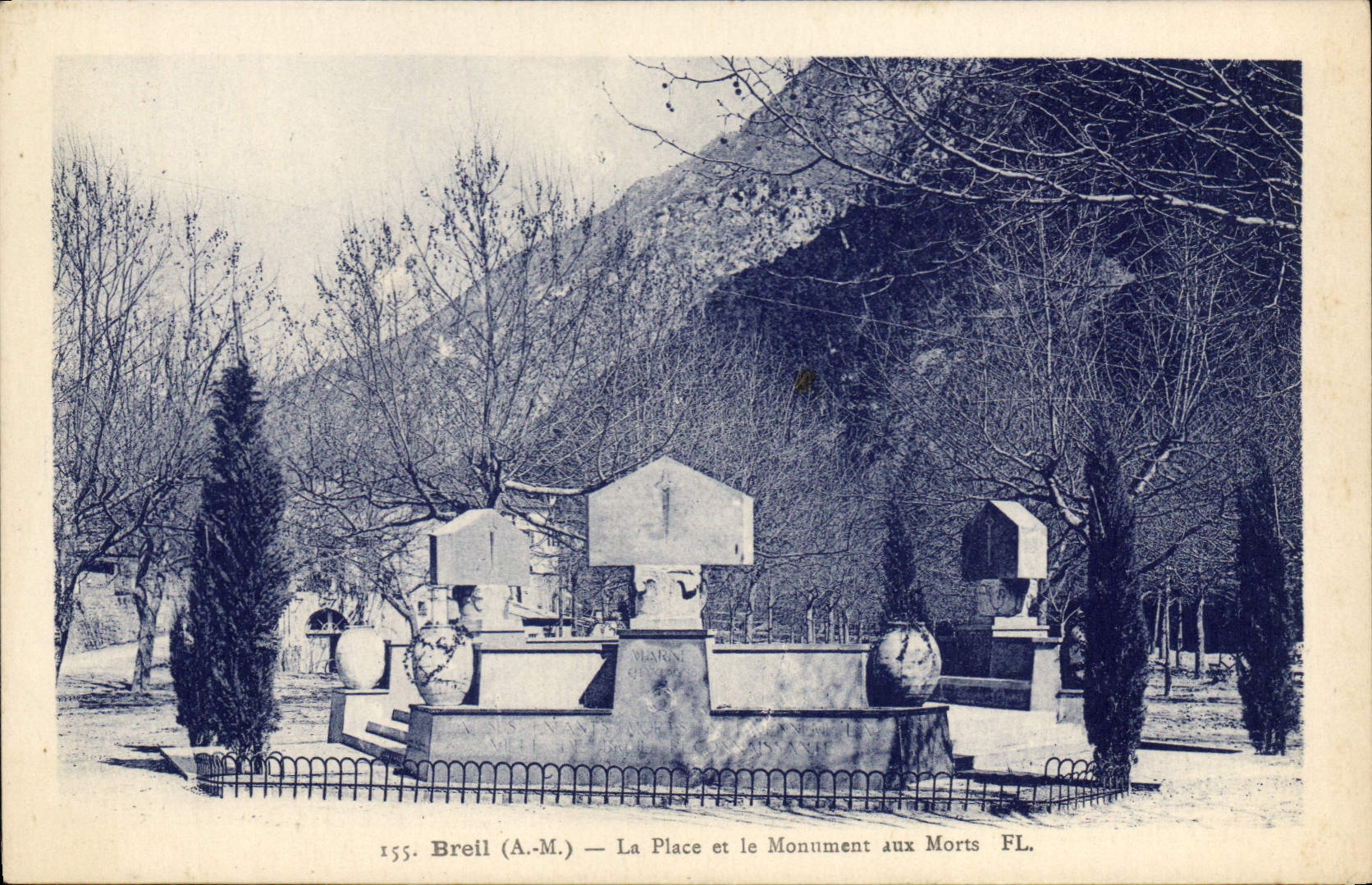 CPA BRELL La Place et le Monument aux Morts