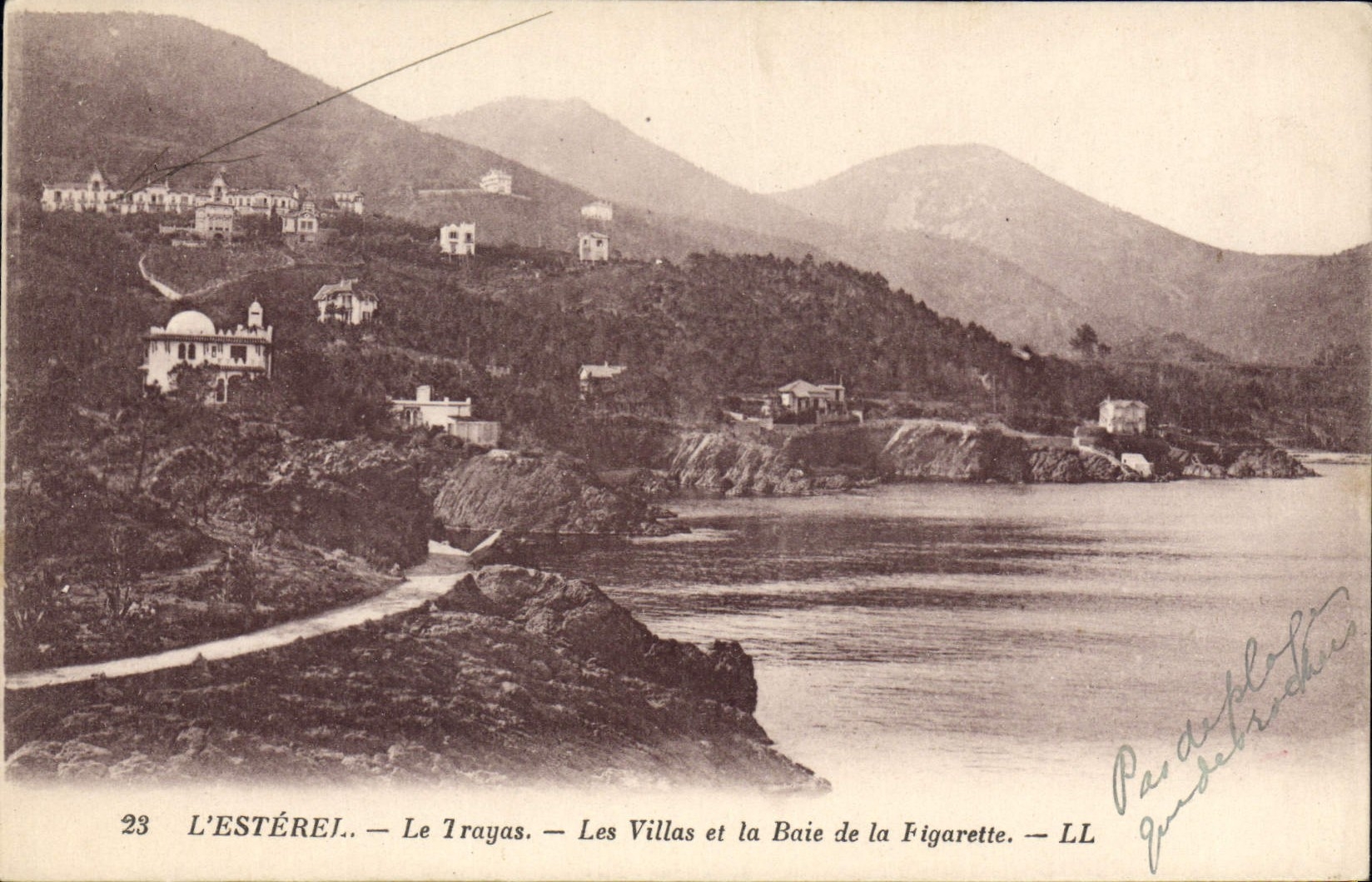 CPA L’ESTEREL Le trayas Les Villas et la Baie de la figarette 