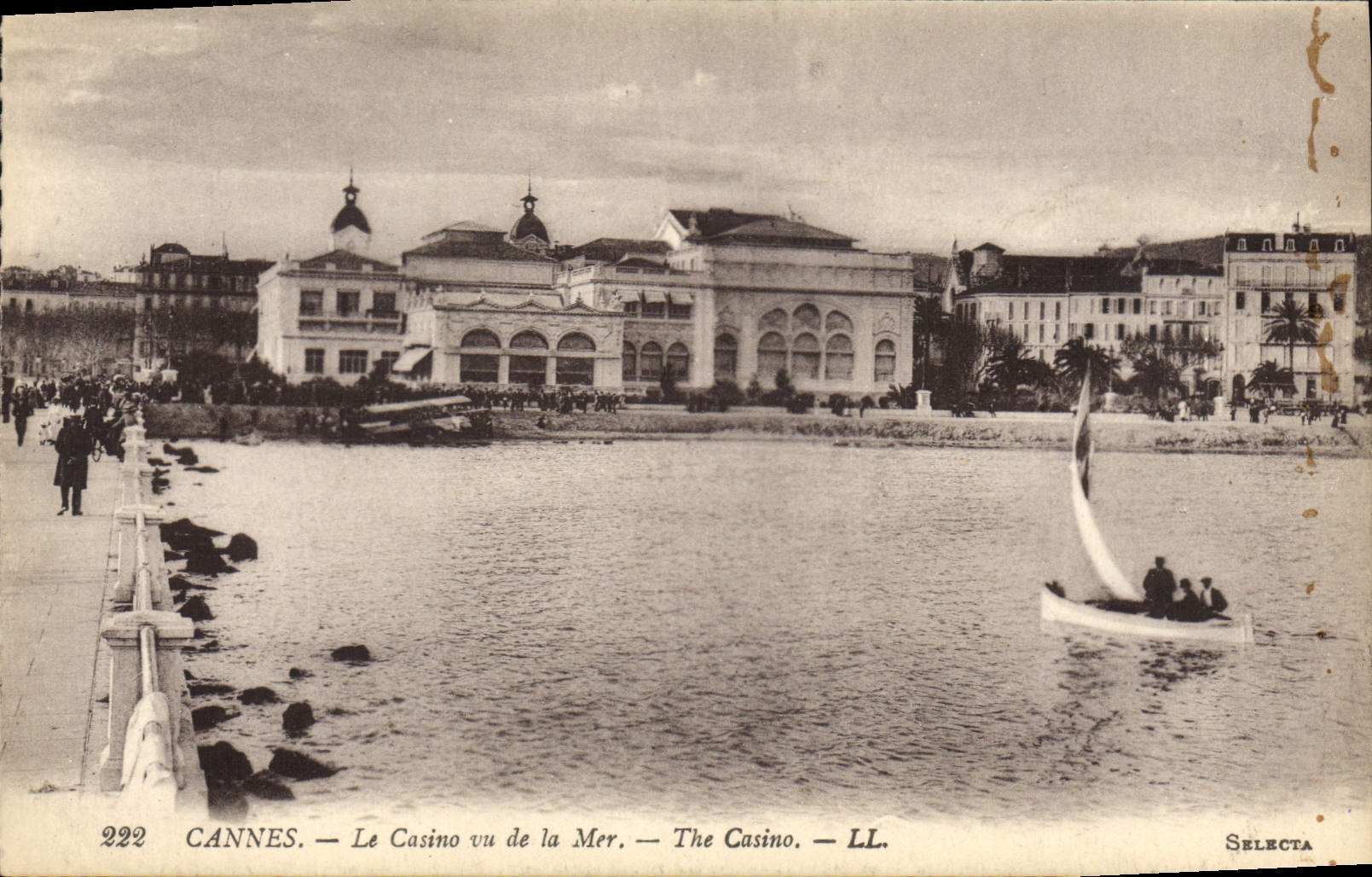 CPA CANNES Le Casino vu de la Mer The Casino