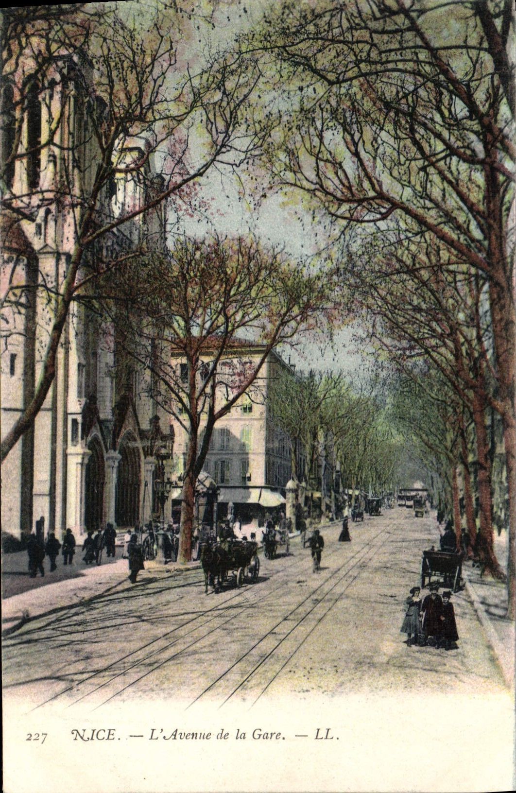 CPA NICE l’avenue de la Gare 