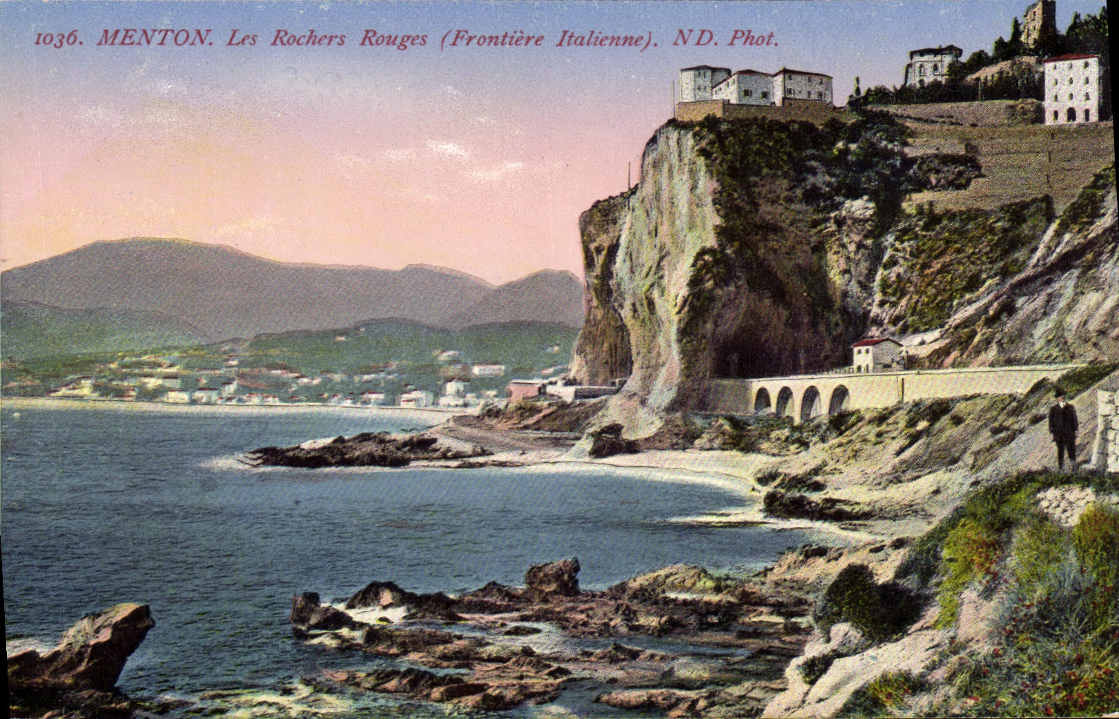 CPA Menton les rochers Rouges Frontiere Italienne 