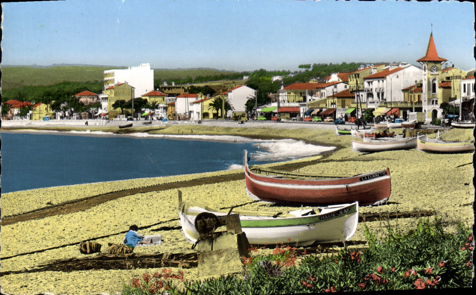 CPA Cros de Cannes A M la Promenade et la plage 