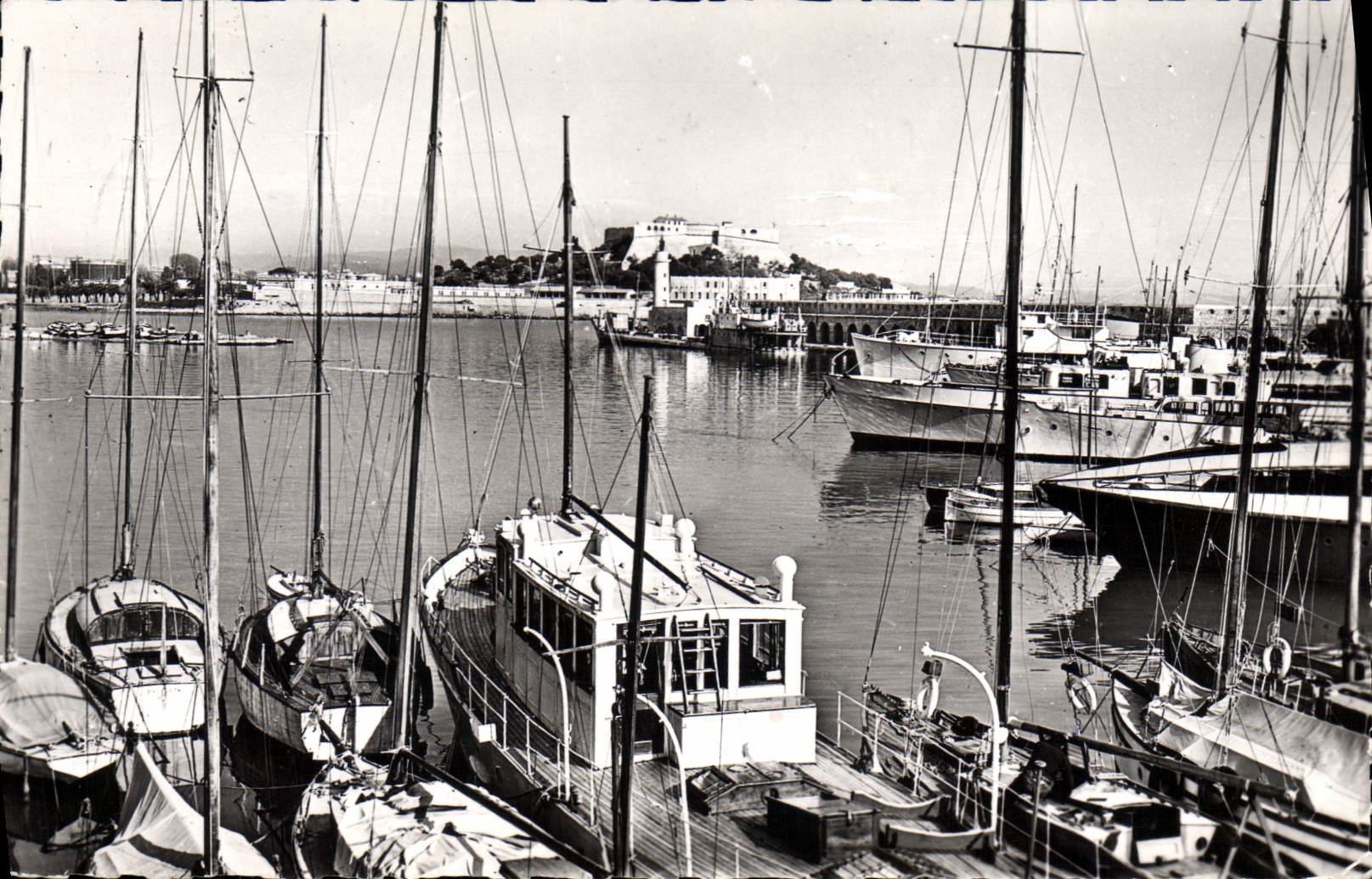 CPA Antibes Le Pont et le Fort Carre