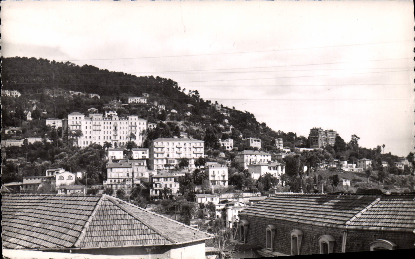 CPA Grasse Vue sur les Grands Hotels 